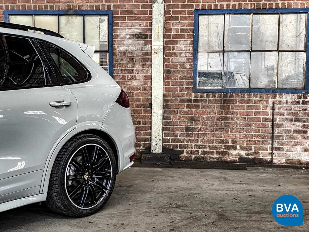 Porsche Cayenne S4.8 Sportchrono 400 PS 2013, JP-842-T.