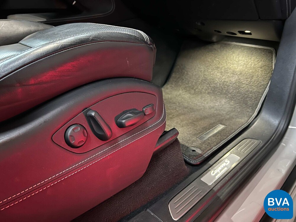 Porsche Cayenne S4.8 Sportchrono 400 PS 2013, JP-842-T.