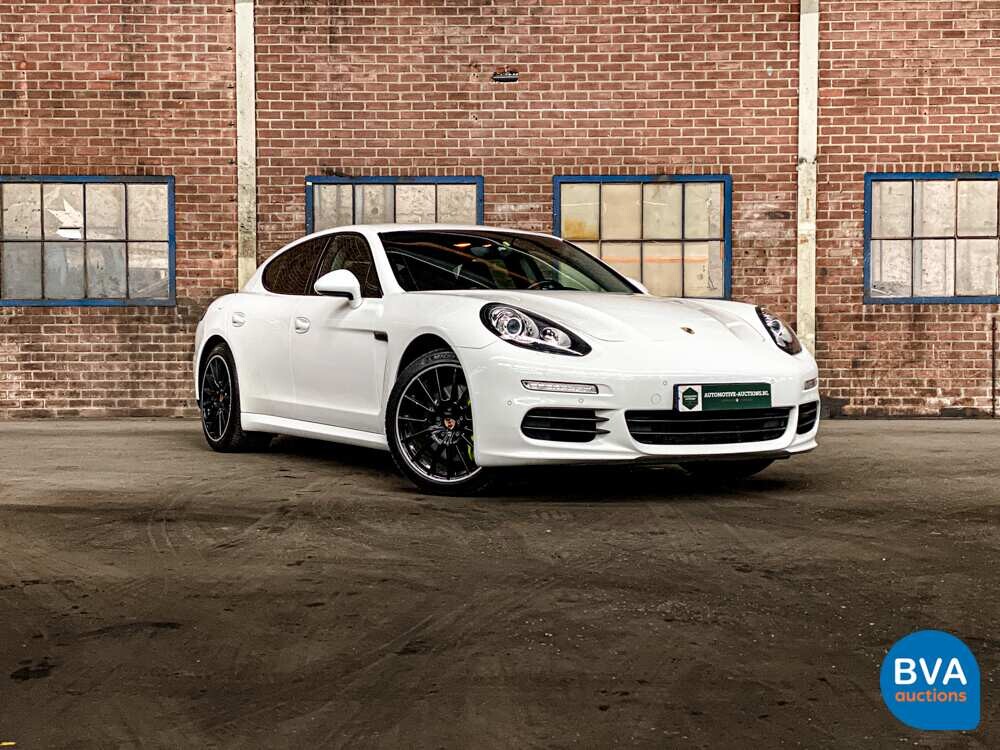 Porsche Panamera S E-Hybrid 416pk SportChrono 2014 -Org NL-, 5-TDZ-03.