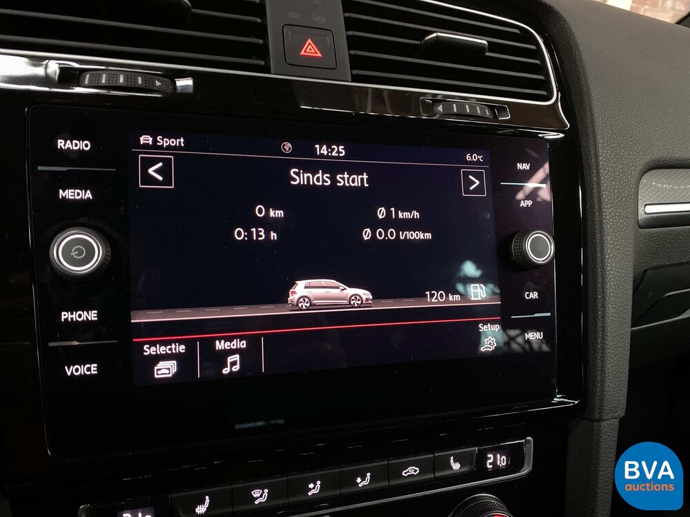 Volkswagen Golf GTI 2.0 TSI Performance 245hp 2020 FACELIFT, K-876-HF.