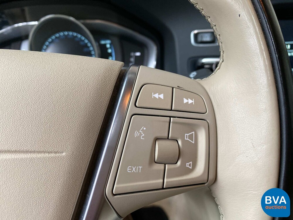 Volvo S60 2.5T AWD 5-Cylinder 254hp 2016, N-372-NJ.