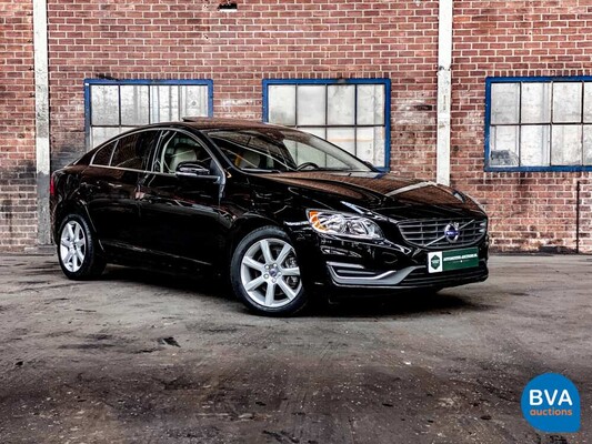 Volvo S60 2.5T AWD 5-Zylinder 254 PS 2016, N-372-NJ.