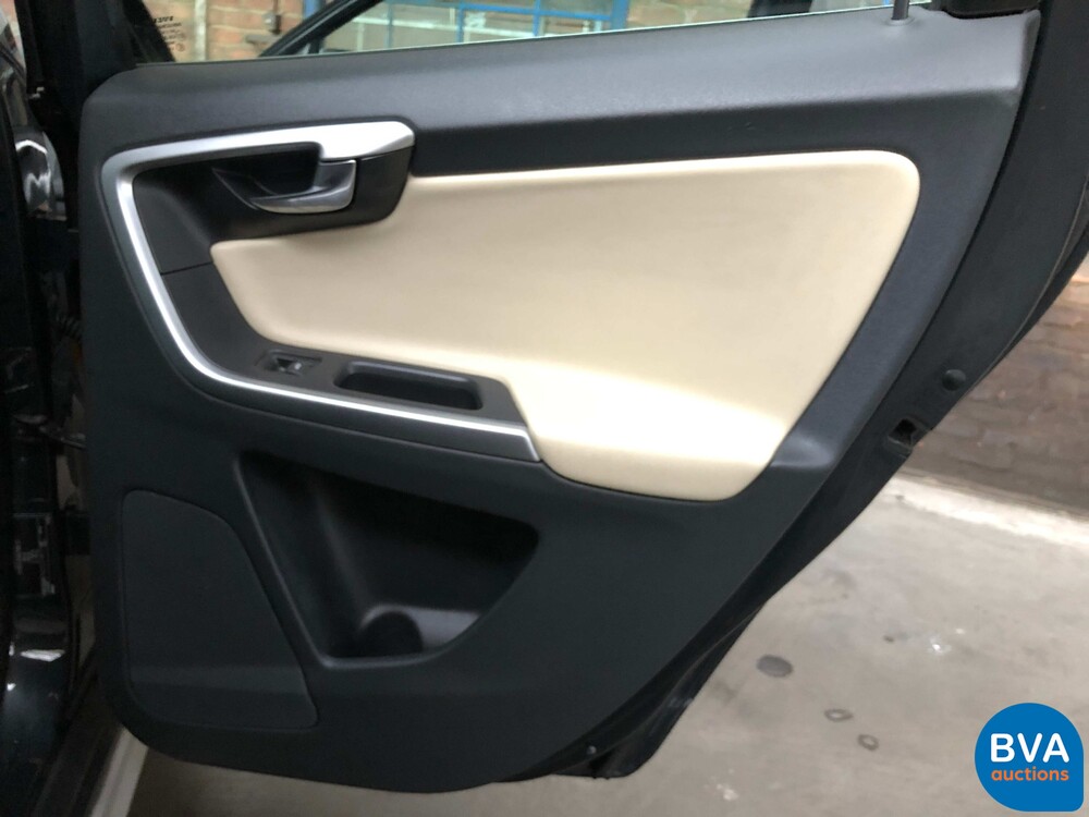 Volvo XC60 2.0T Powershift 203hp 2011.