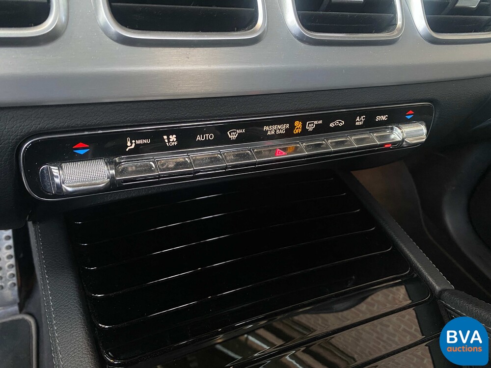 Mercedes-Benz GLE300d 4Matic AMG Premium 245hp GLE Class 2019 -Org. NL-, XV-535-Z.