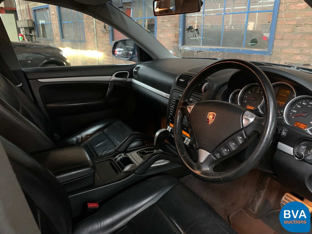 Porsche Cayenne 4.5S V8 340hp 2004 RHD, K-313-PH.