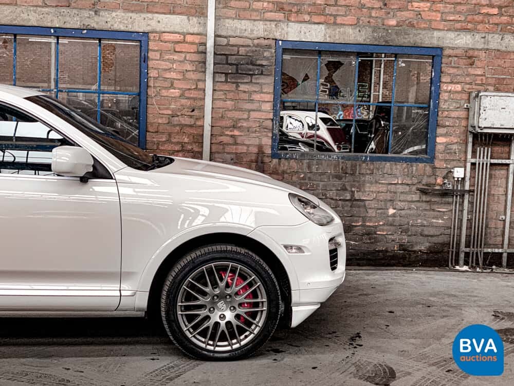 Porsche Cayenne Turbo 4.8 V8 500hp 2007 -YOUNGTIMER-.