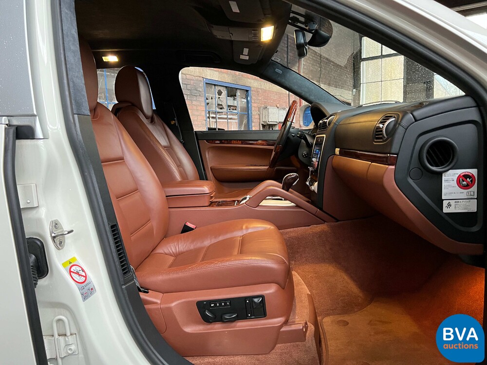 Porsche Cayenne Turbo 4.8 V8 500hp 2007 -YOUNGTIMER-.