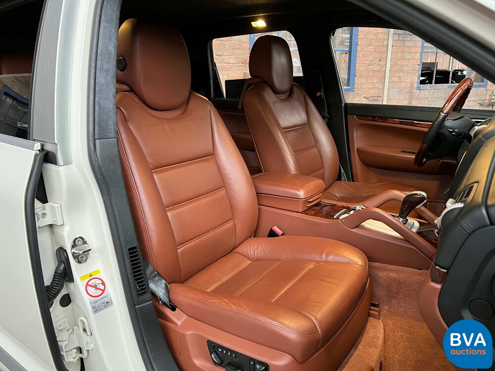 Porsche Cayenne Turbo 4.8 V8 500hp 2007 -YOUNGTIMER-.