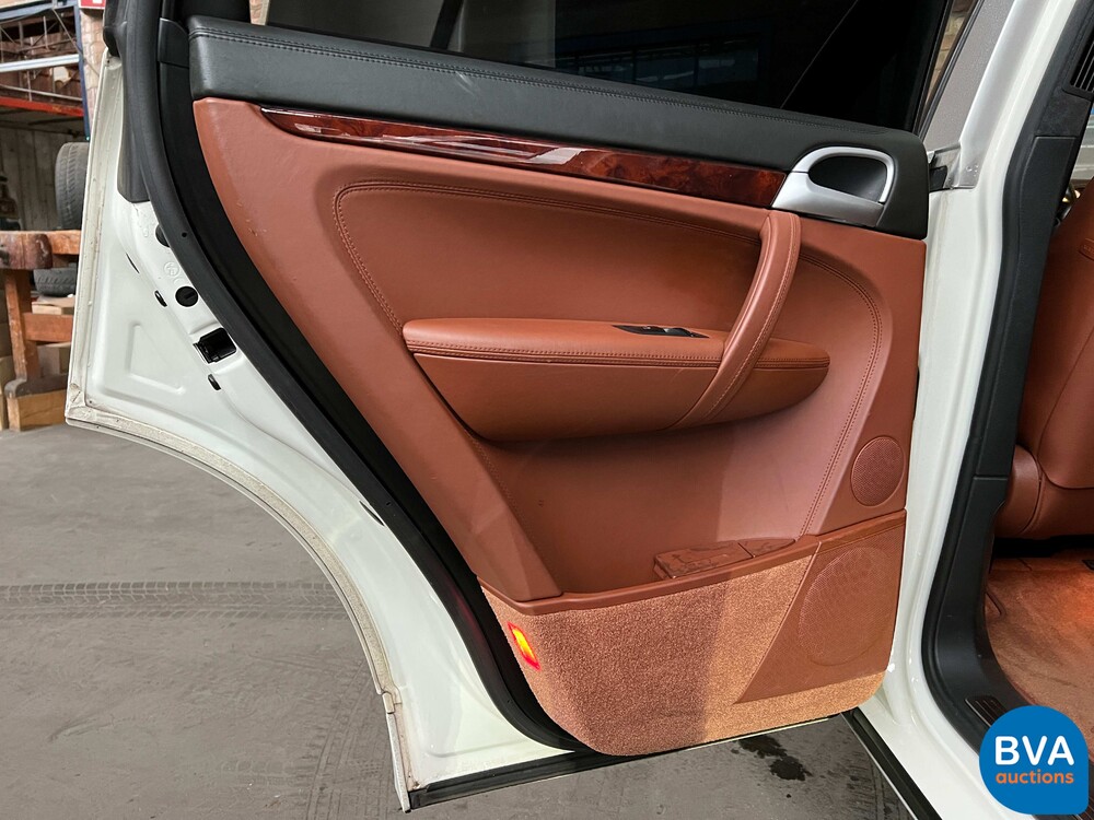 Porsche Cayenne Turbo 4.8 V8 500hp 2007 -YOUNGTIMER-.