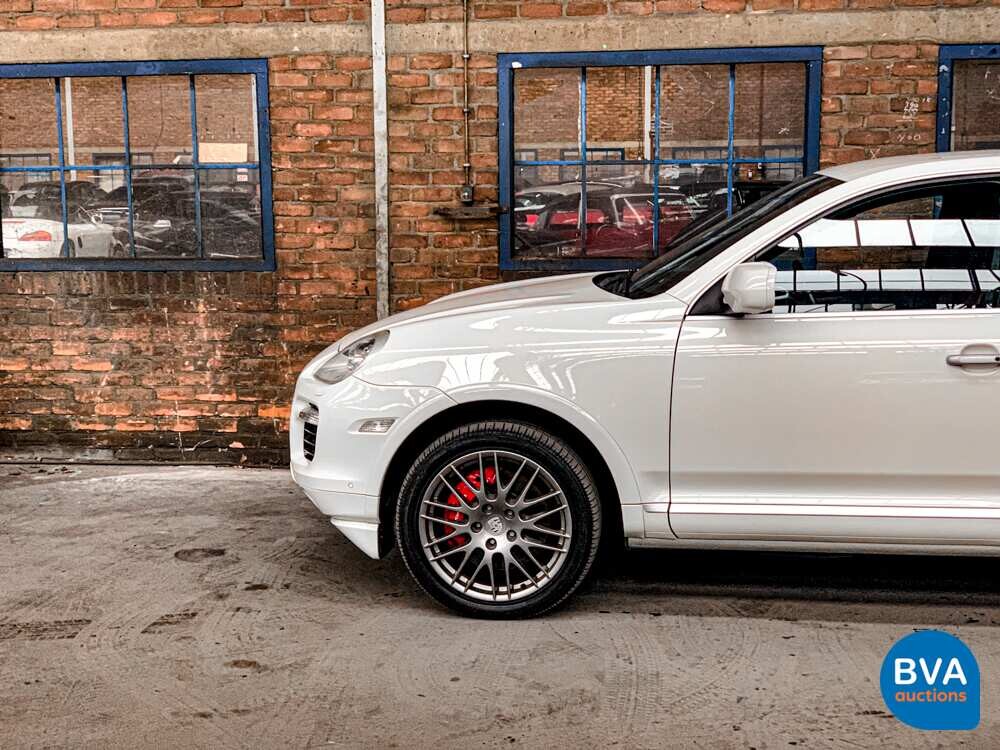 Porsche Cayenne Turbo 4.8 V8 500hp 2007 -YOUNGTIMER-.