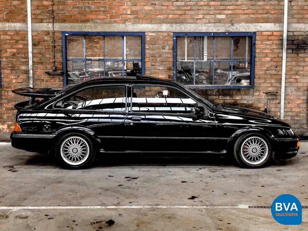 1987 Ford Sierra RS Cosworth 204hp.