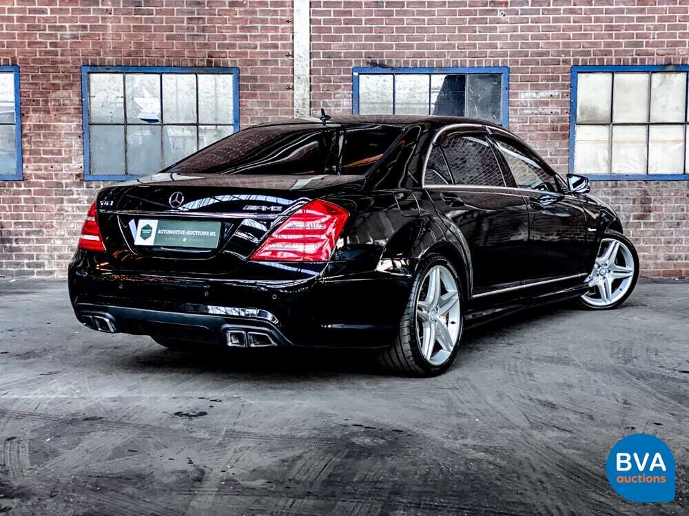 Mercedes S63 AMG Lang 5.5 V8 544pk 2013