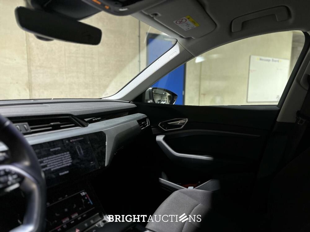 Audi Q8 e-tron 50 Quattro 95 kWh 340pk 2023 (Origineel-NL), S-106-PZ 