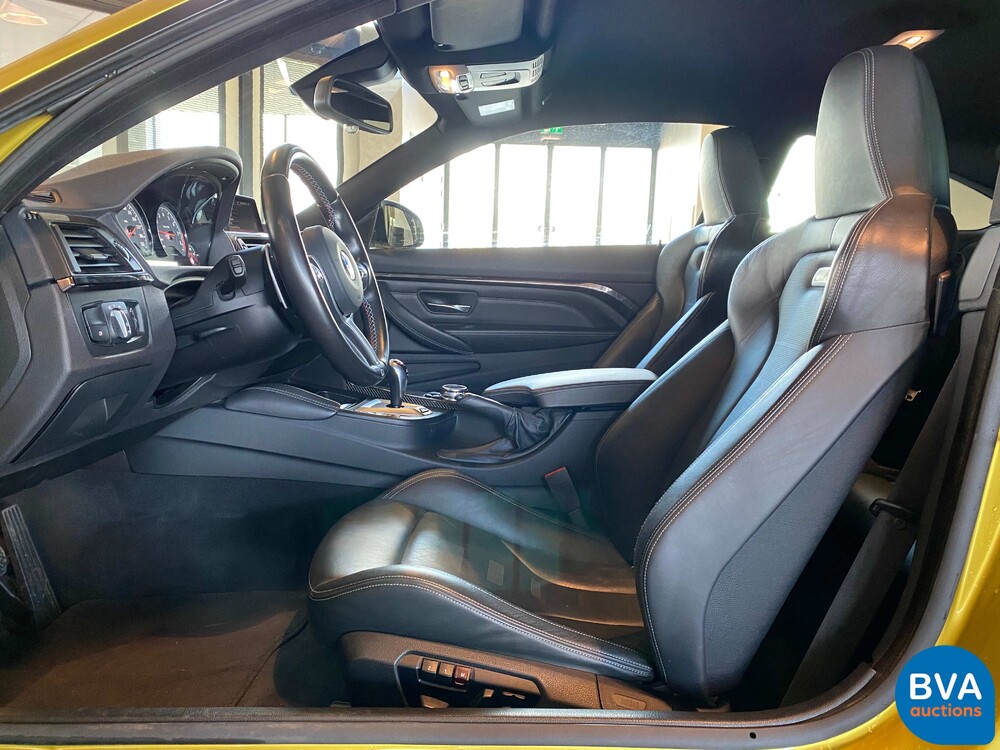 BMW M4 Coupé M-Performance 4er M-Performance 431pk 2014, TX-605-X.