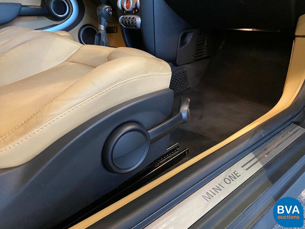 Mini Clubmann 1.4 Ein Jubiläum 90 PS 2009, 95-ZLV-8.