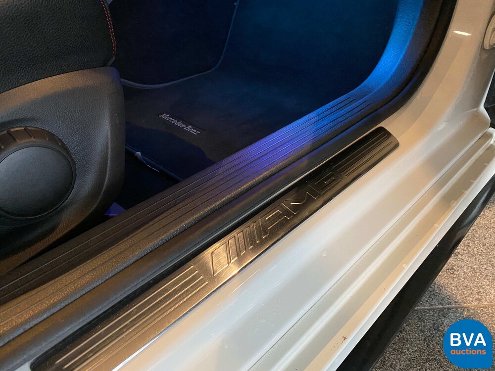 Mercedes-Benz CLA 45 AMG Shooting Brake 4matic CLA45 381pk FACELIFT, J-885-RZ.