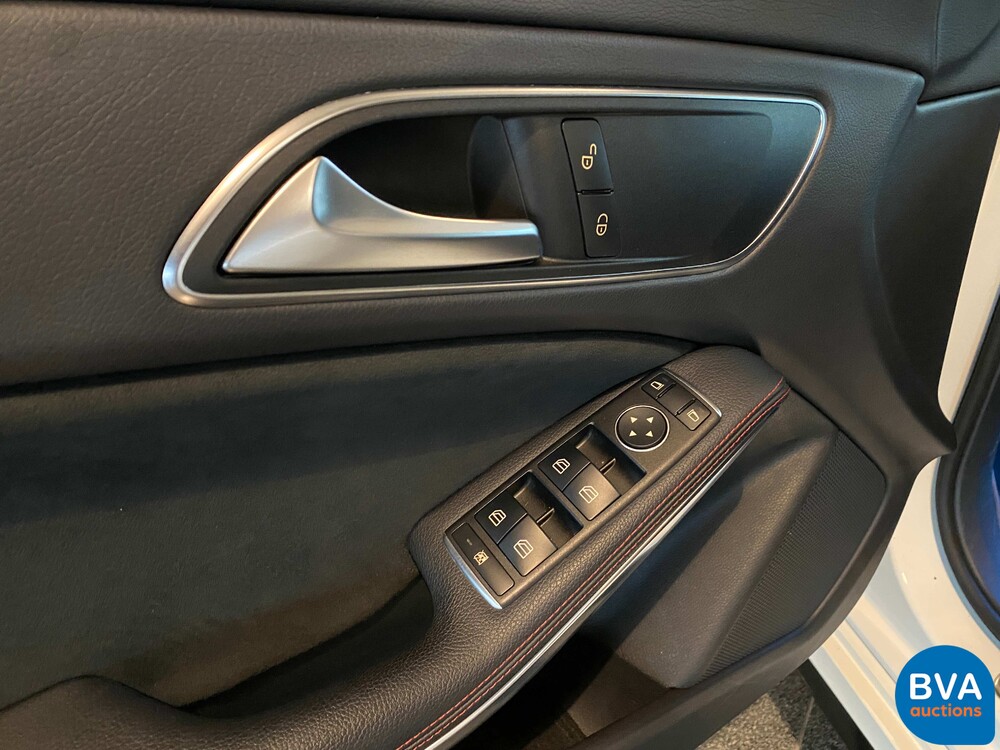 Mercedes-Benz CLA 45 AMG Shooting Brake 4matic CLA45 381pk FACELIFT, J-885-RZ.