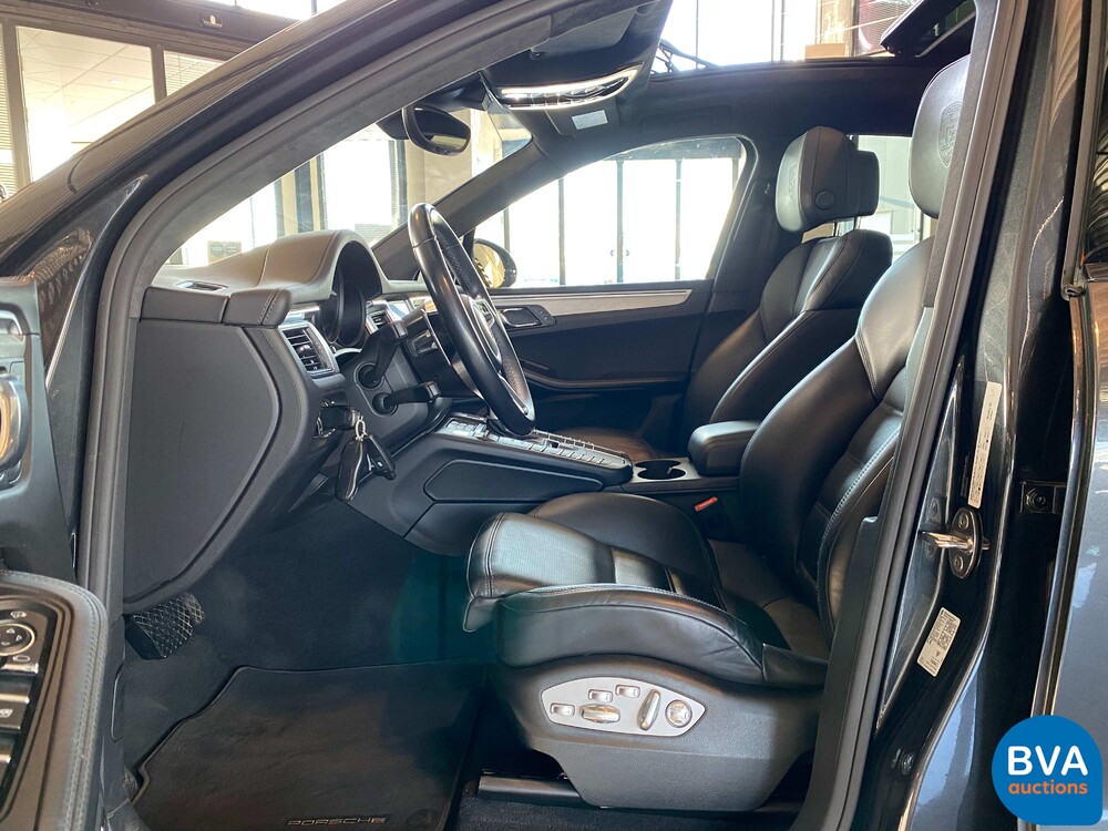 Porsche Macan Turbo Sportchrono 400PS FACELIFT 2016 -Org. NL-, KD-424-R.