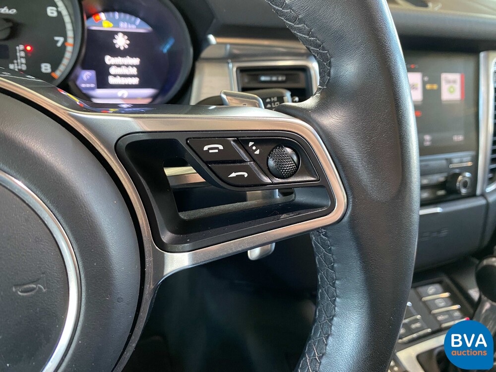 Porsche Macan Turbo Sportchrono 400PS FACELIFT 2016 -Org. NL-, KD-424-R.