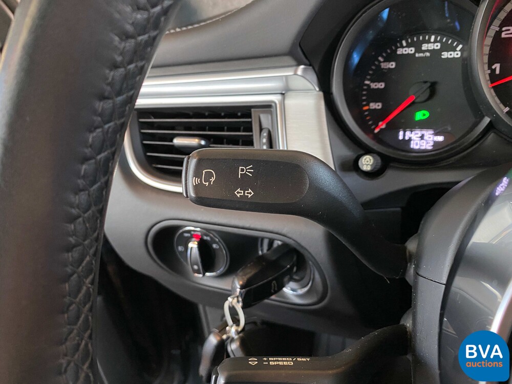 Porsche Macan Turbo Sportchrono 400PS FACELIFT 2016 -Org. NL-, KD-424-R.