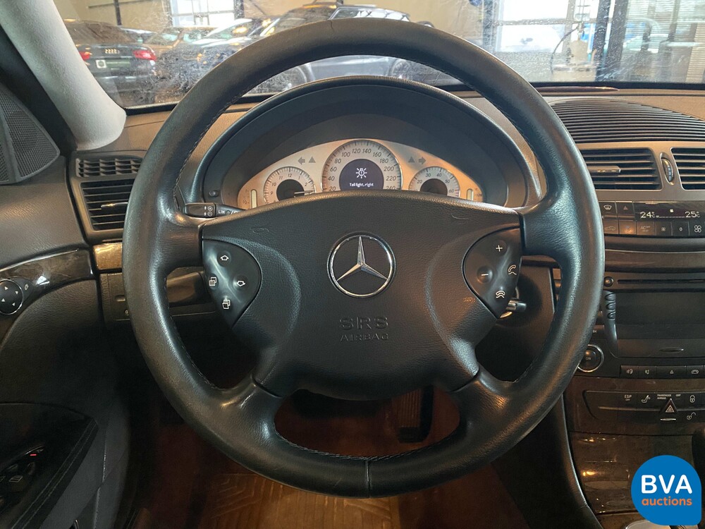 Mercedes-Benz E500 Elegance E-Klasse 306 PS 2002, J-123-TZ.