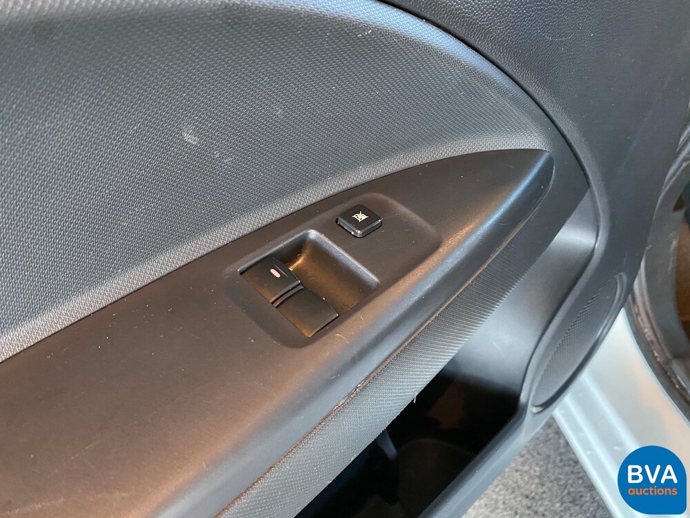 Mitsubishi Space Star 1.0 Cool+ 71PS 2018 -Org. NL-, RR-551-K.