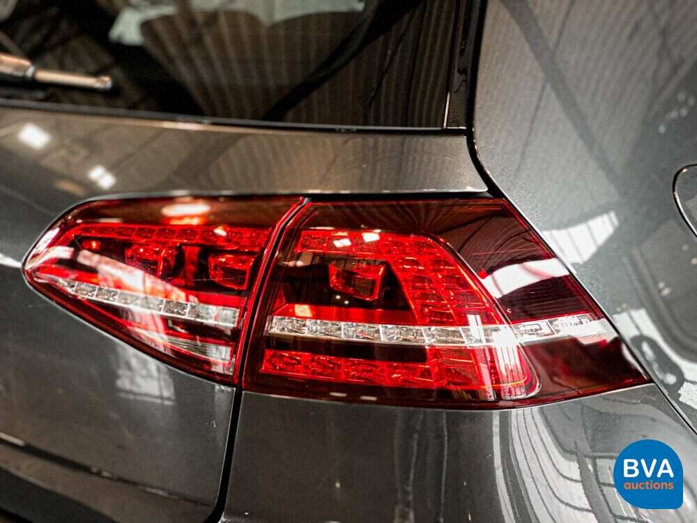 VW Golf 2.0 GTI Performance 230 PS 2016 DSG, H-855-XP.