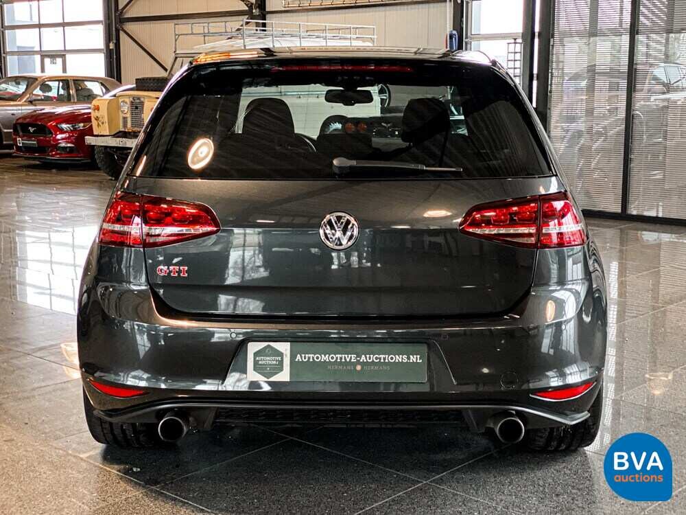 VW Golf 2.0 GTI Performance 230 PS 2016 DSG, H-855-XP.