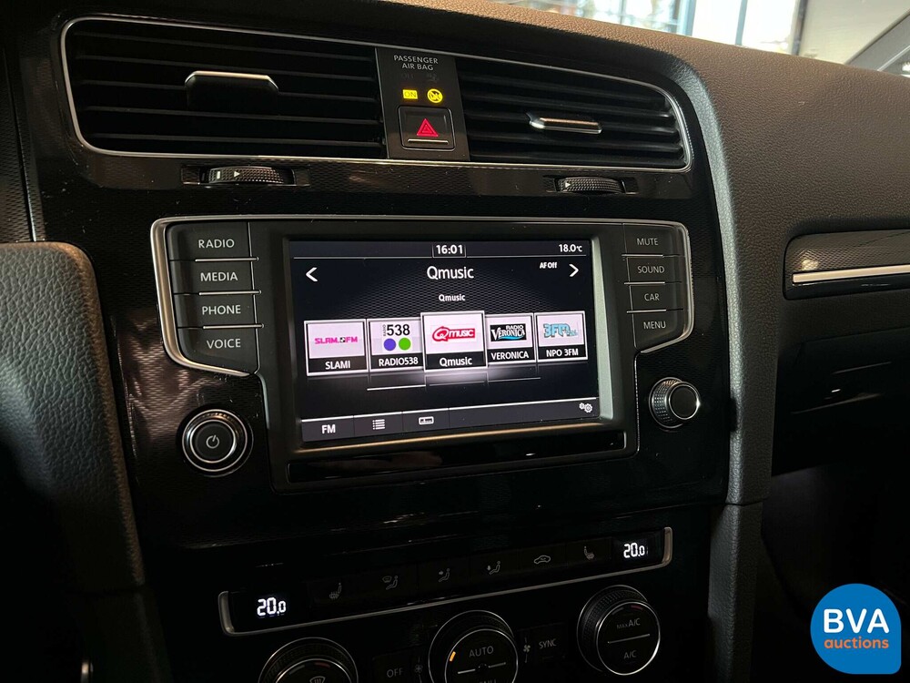 VW Golf 2.0 GTI Performance 230 PS 2016 DSG, H-855-XP.