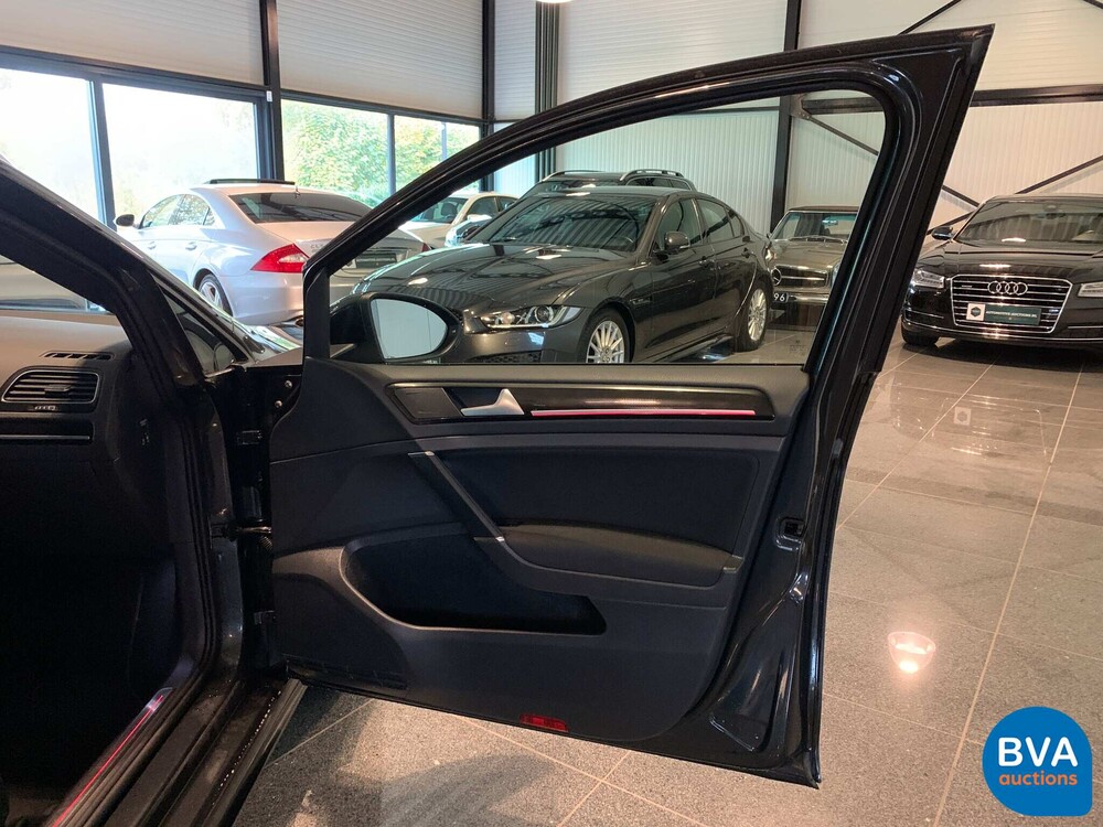 VW Golf 2.0 GTI Performance 230 PS 2016 DSG, H-855-XP.