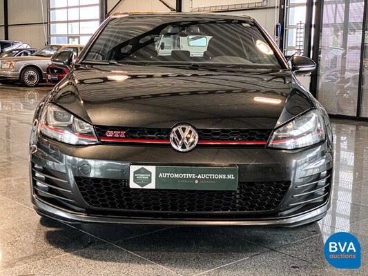 Volkswagen Golf 2.0 GTI Performance 230hp 2016 DSG, H-855-XP.