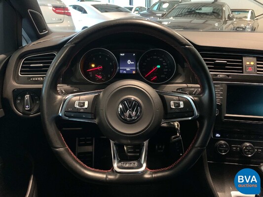 Volkswagen Golf 2.0 GTI Performance 230hp 2016 DSG, H-855-XP.