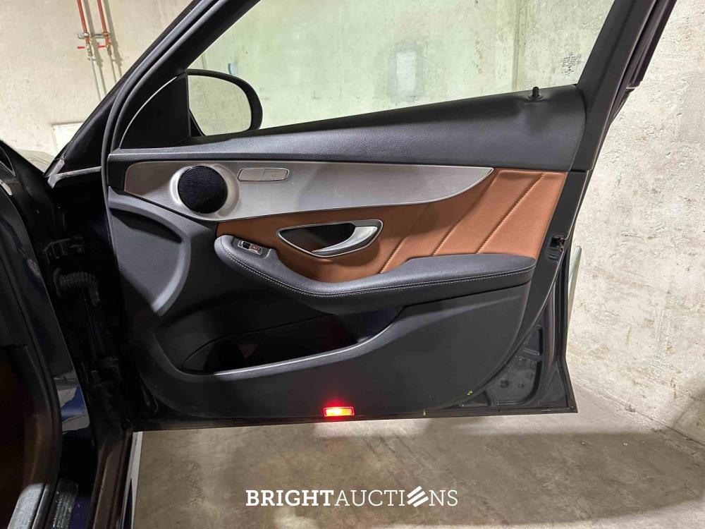 Mercedes-Benz C180 Advantage Pack 156pk 2019 C-Klasse (Origineel-NL), ZF-244-L