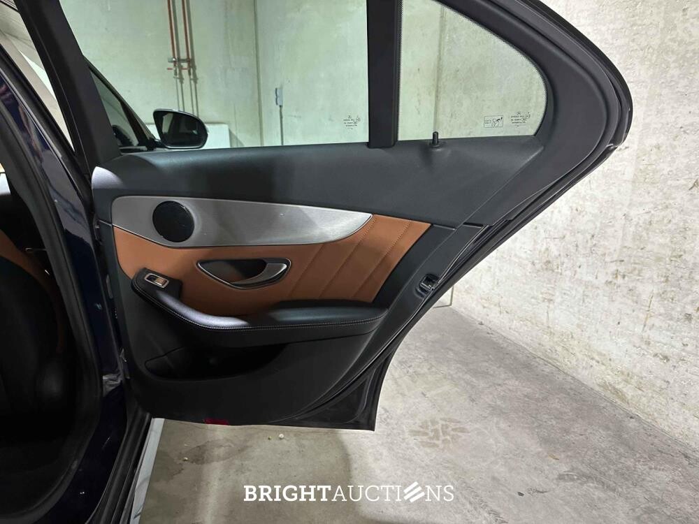 Mercedes-Benz C180 Advantage Pack 156pk 2019 C-Klasse (Origineel-NL), ZF-244-L