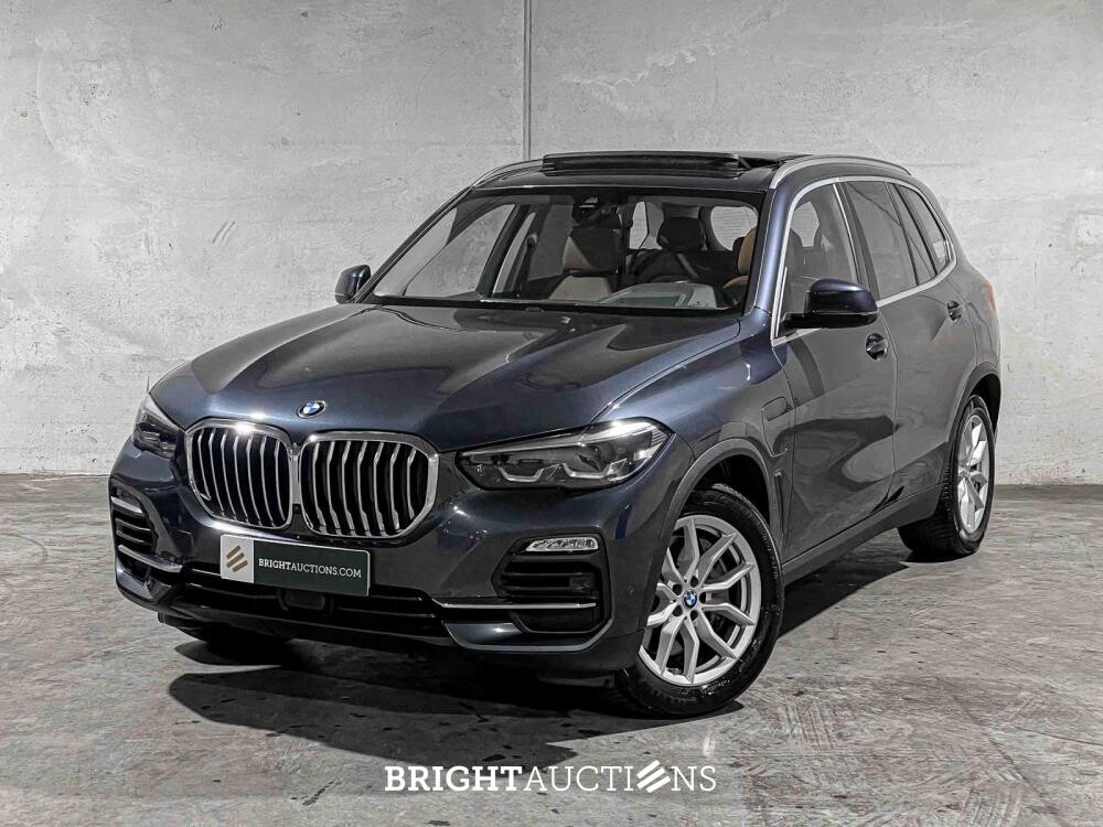 BMW X5 xDrive45e High Executive 286pk 2021 G05 (Origineel-NL + 1e Eigenaar) K-604-TV