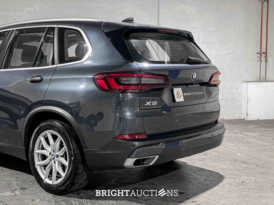 BMW X5 xDrive45e High Executive 286pk 2021 G05 (Origineel-NL + 1e Eigenaar) K-604-TV