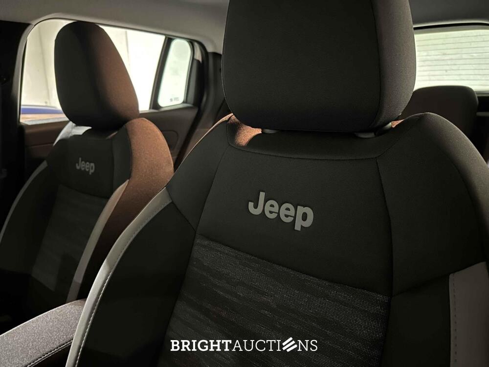 Jeep Avenger Longitude 54 kWh 156pk 2023 (Origineel-NL + 1e Eigenaar), X-383-NN