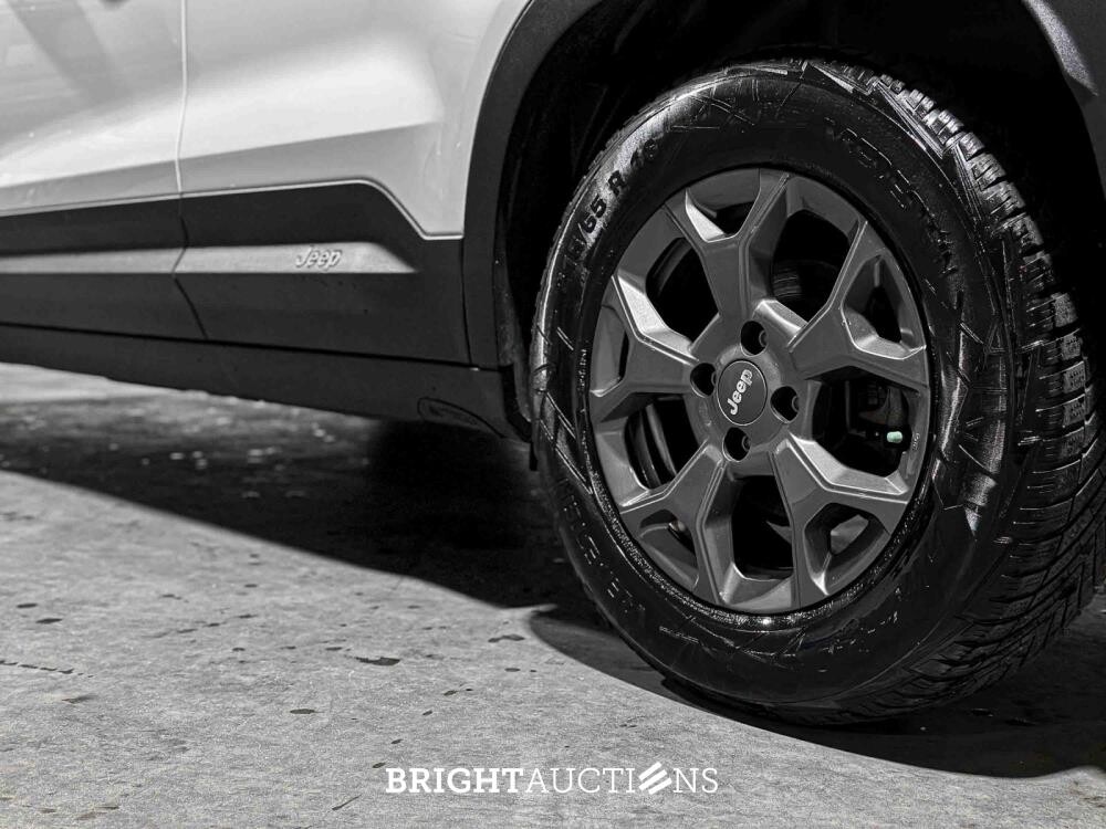 Jeep Avenger Longitude 54 kWh 156pk 2023 (Origineel-NL + 1e Eigenaar), X-383-NN