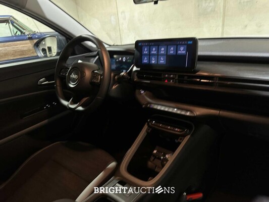 Jeep Avenger Longitude 54 kWh 156pk 2023 (Origineel-NL + 1e Eigenaar), X-383-NN