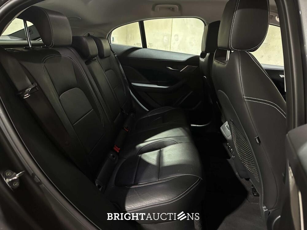 Jaguar I-PACE EV400 SE 90 kWh 400pk 2019 (Origineel-NL & 2e Eigenaar), ZS-386-P