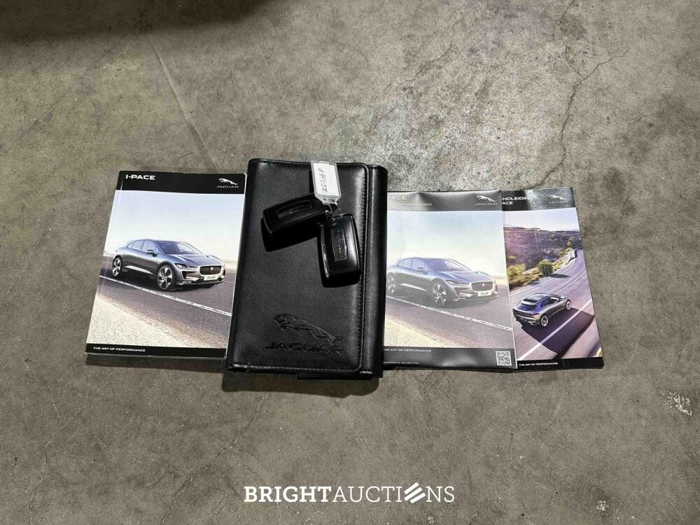 Jaguar I-PACE EV400 SE 90 kWh 400pk 2019 (Origineel-NL & 2e Eigenaar), ZS-386-P