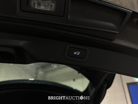 Jaguar I-PACE EV400 SE 90 kWh 400pk 2019 (Origineel-NL & 2e Eigenaar), ZS-386-P