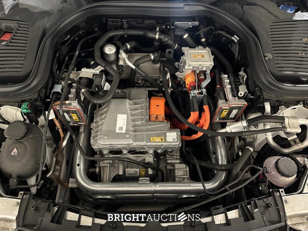 Mercedes-Benz EQC400 4Matic Business Solution Luxury 80 kWh 408pk 2021, P-079-LT