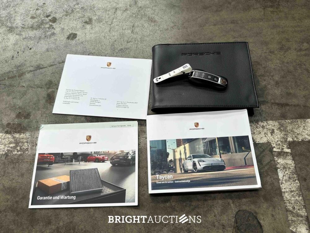 Porsche Taycan Cross Turismo 4 93 kWh Sport-Chrono 476pk 2021, P-434-JF