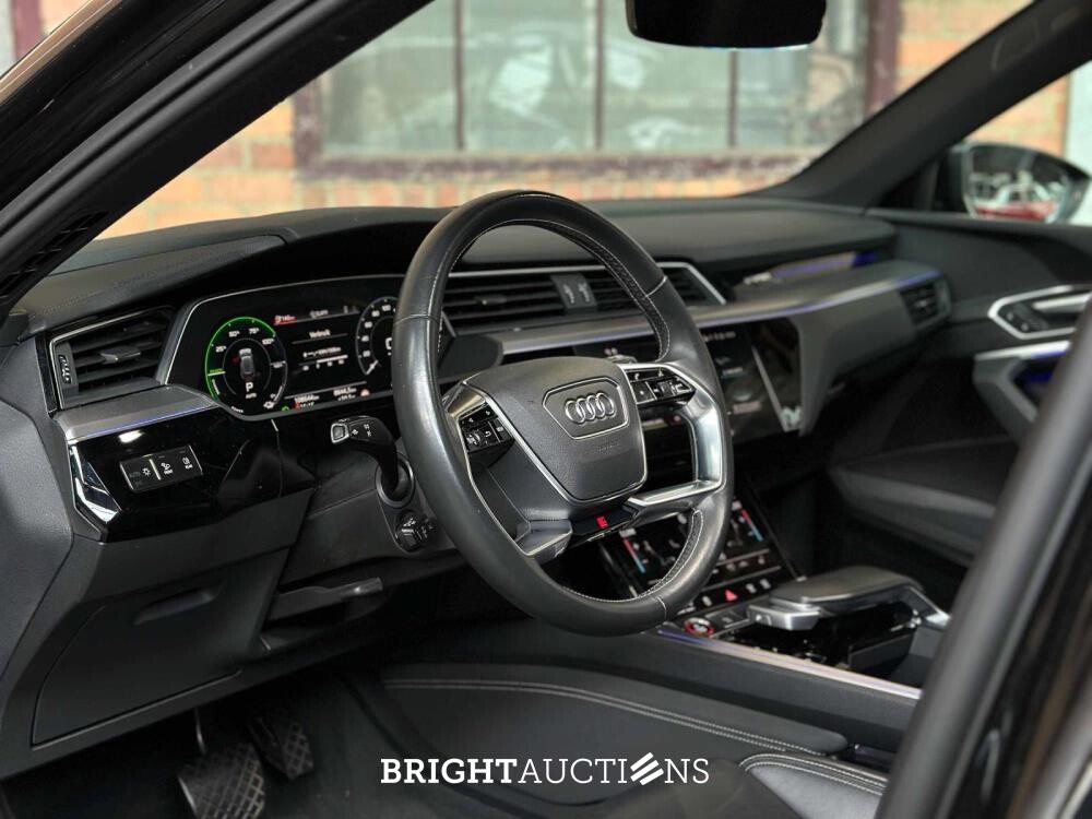 Audi e-tron S Quattro 95 kWh 503pk 2020 S-Line (Origineel-NL + 2e Eigenaar), K-568-BH