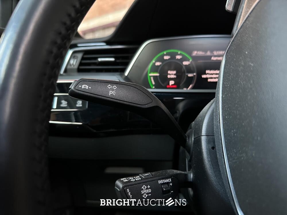 Audi e-tron 55 Quattro Advanced Pro Line Plus 95 kWh 360hp 2018, J-153-SR