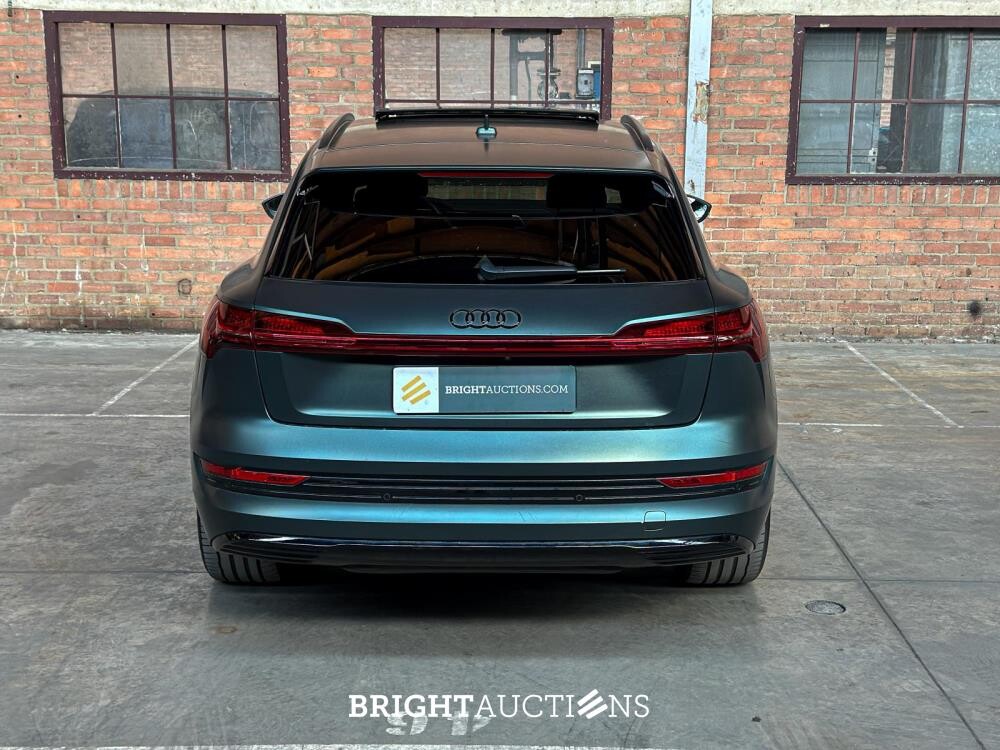 Audi e-tron 55 Quattro Advanced Pro Line Plus 95 kWh 360hp 2018, J-153-SR