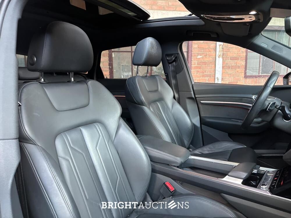 Audi e-tron 55 Quattro Advanced Pro Line Plus 95 kWh 360hp 2018, J-153-SR