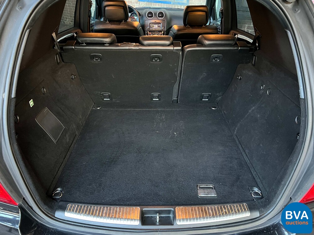 Mercedes-Benz ML63 AMG 510 PS 2010, P-957-FP.