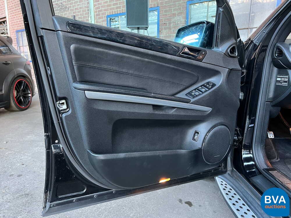 Mercedes-Benz ML63 AMG 510 PS 2010, P-957-FP.